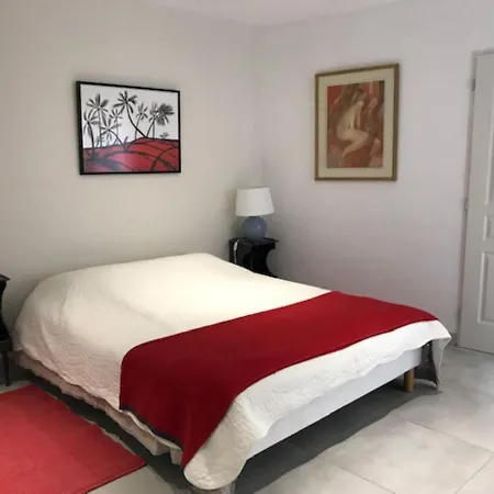 Holiday home Vacances Azille. Azille